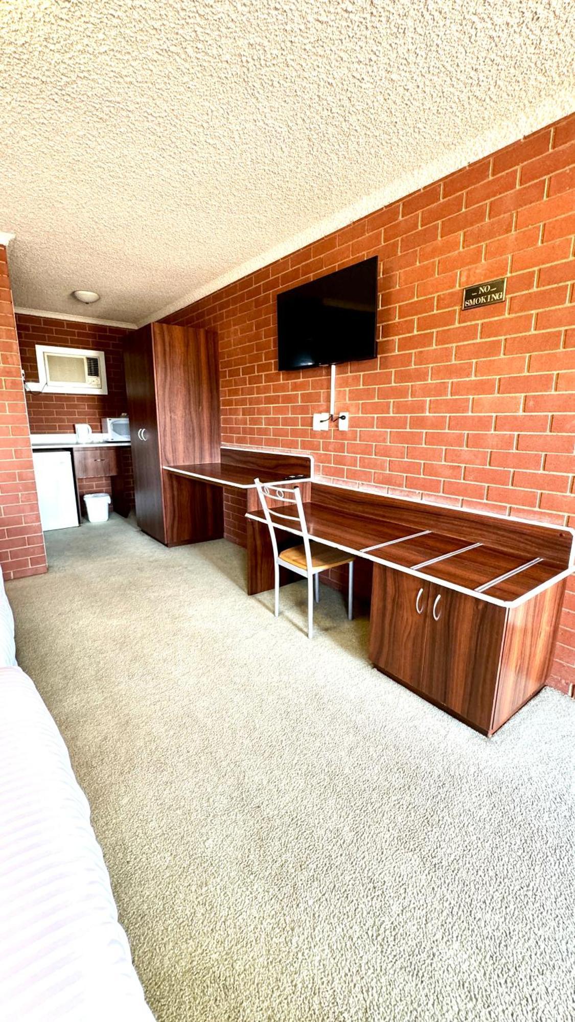 Junction Motel Wagga Wagga Wagga Kültér fotó