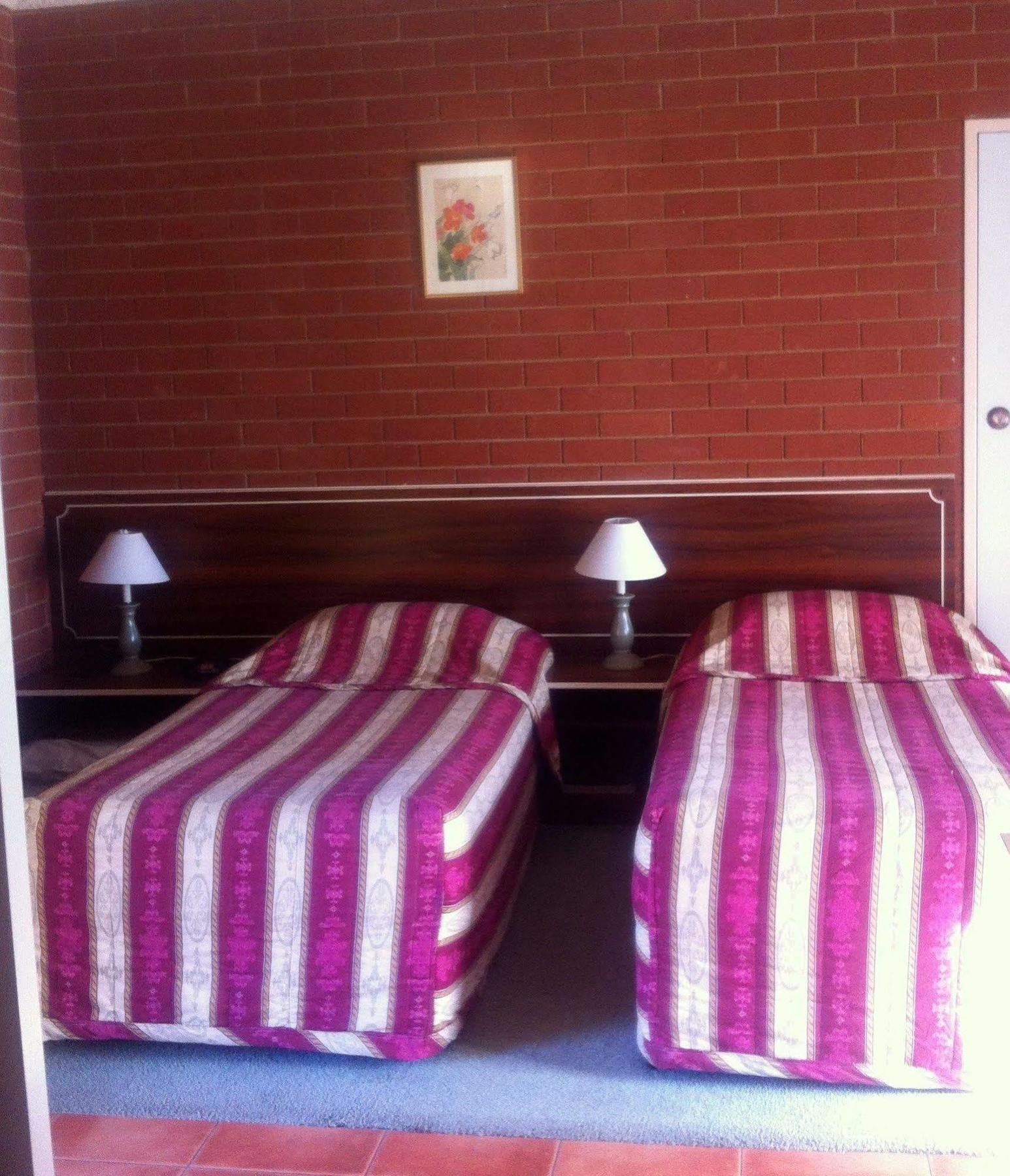 Junction Motel Wagga Wagga Wagga Kültér fotó